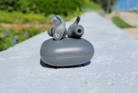 What Are The Most Reliable Wireless Earbuds Available